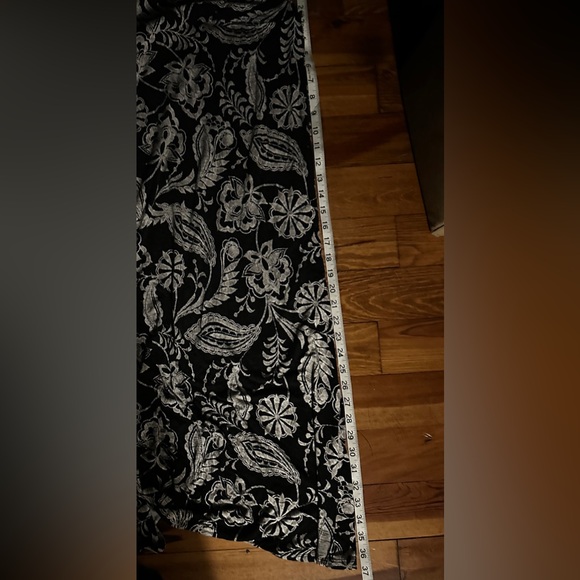 Artisan NY Paisley MAXI skirt - Picture 7 of 7